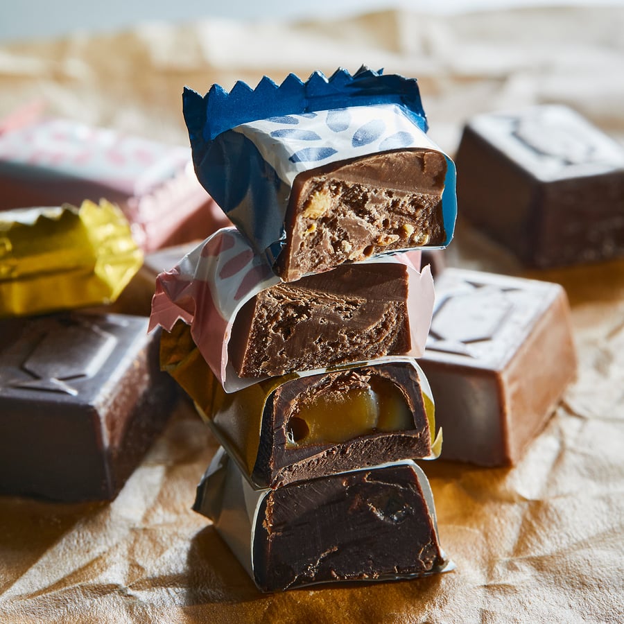 BELÖNING Mix of chocolates, 240 g IKEA