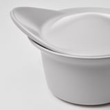 Baking dish with lid