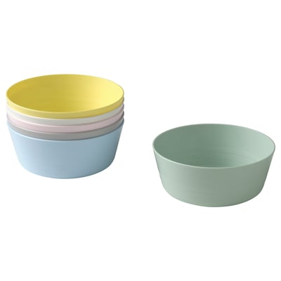 Pastel bowls, green bowl, plastic, kid-friendly.
