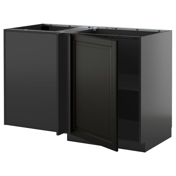 Black METOD kitchen cabinets.