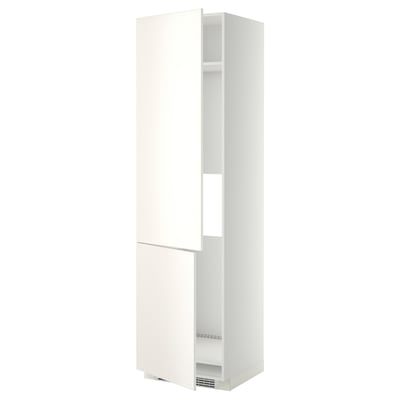 White METOD kitchen cabinet with adjustable shelves and reversible door.