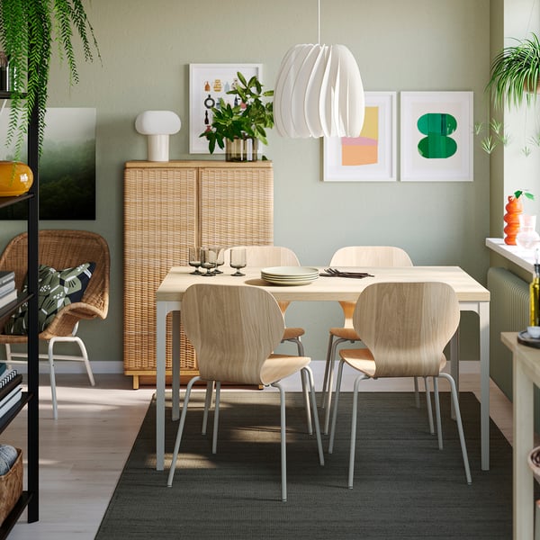 SKÅLSTA Table and 4 chairs, oak effect straight light grey-beige/oak veneer tubular metal/light grey-beige, 140x80 cm