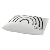A TAPETMAL pillowcase, white with a black rainbow design, soft cotton/viscose blend, rectangular shape.