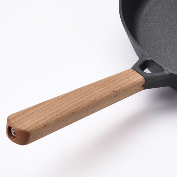 VARDAGEN Frying pan, cast iron/beech, 26 cm