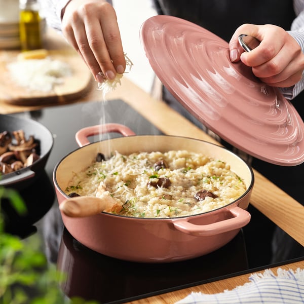 VARDAGEN Pot with lid, enamelled cast iron light pink, 2.5 l