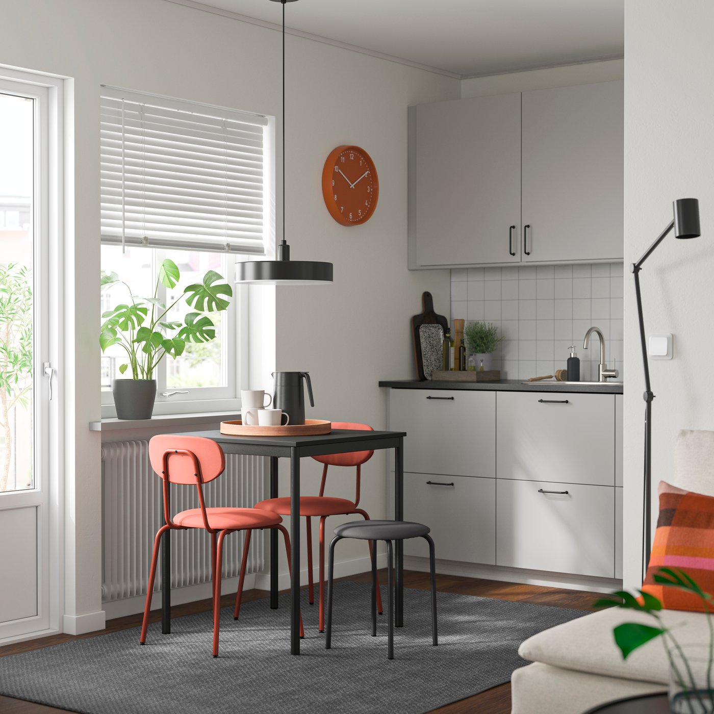 IKEA SANDSBERG bord och 2 stolar, svart svart/remmarn rödbrun rödbrun, 67x67 cm