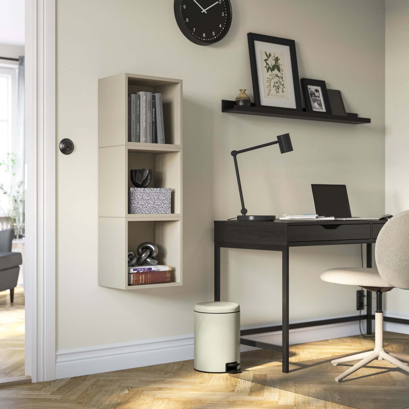IKEA EKET väggmonterad skåpkombination, beige, 70x25x105 cm