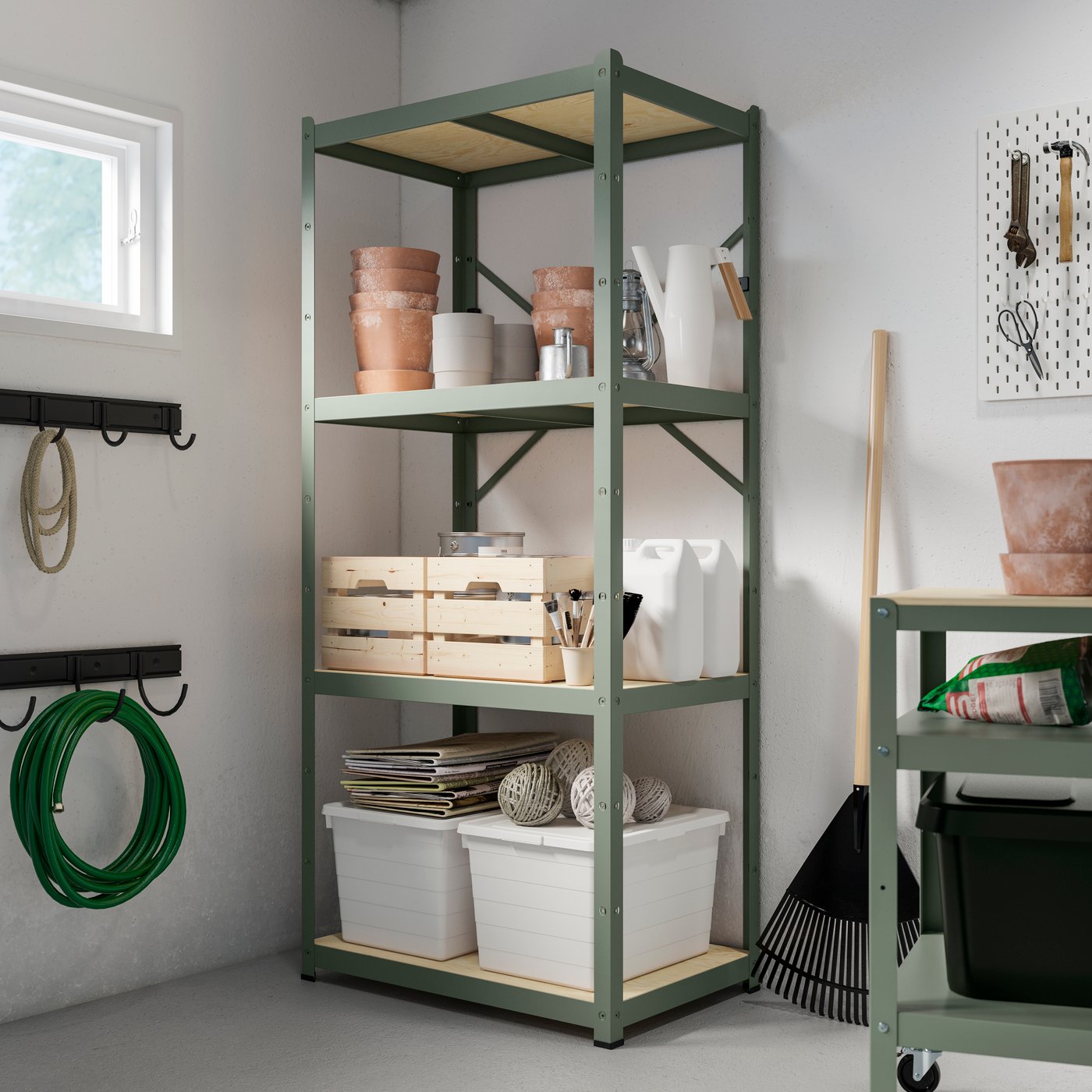 IKEA BROR hylla, grågrön/furuplywood, 85x55x190 cm