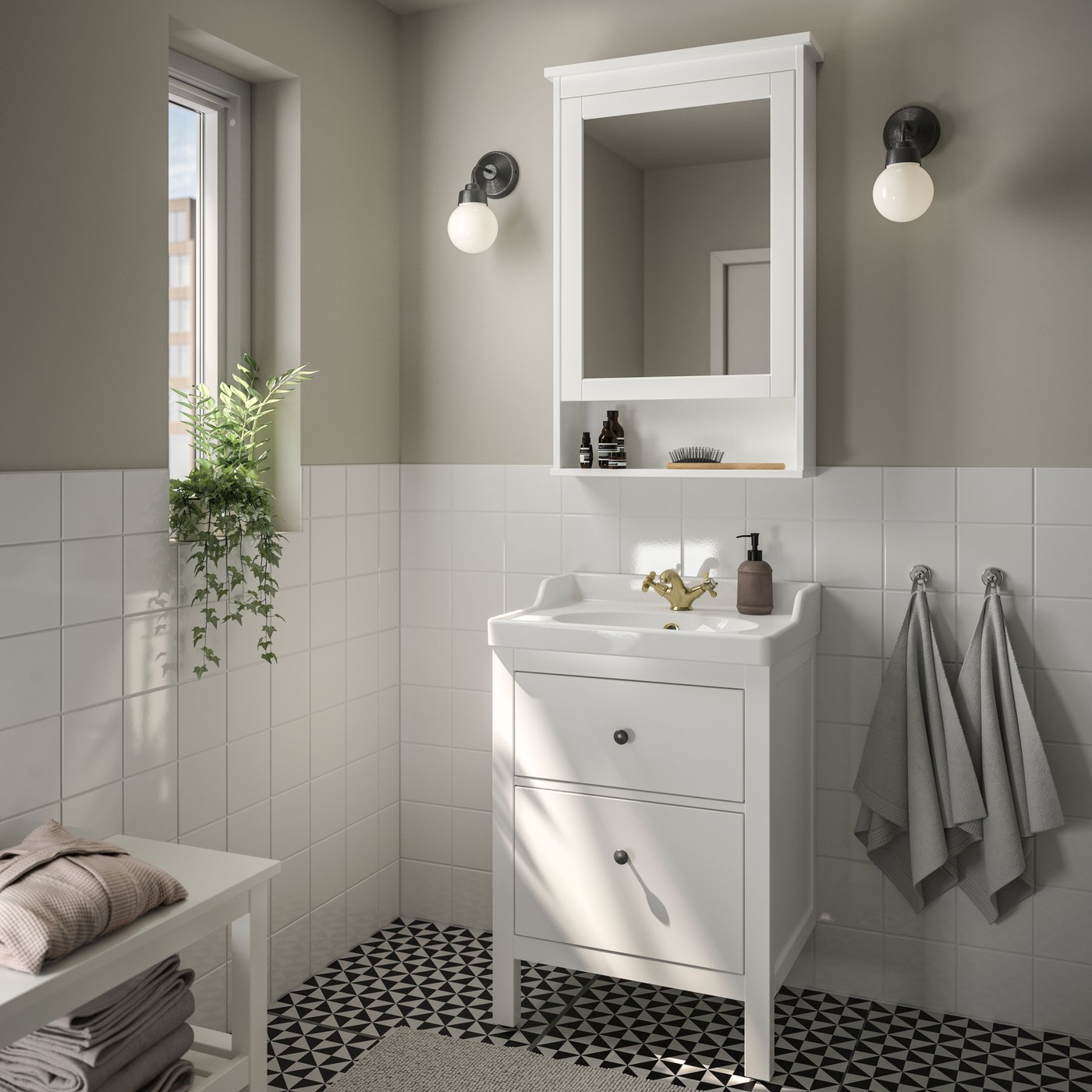 IKEA HEMNES / RUTSJÖN kommod m lådor/tvättställ/kran, vit, 62x49x95 cm