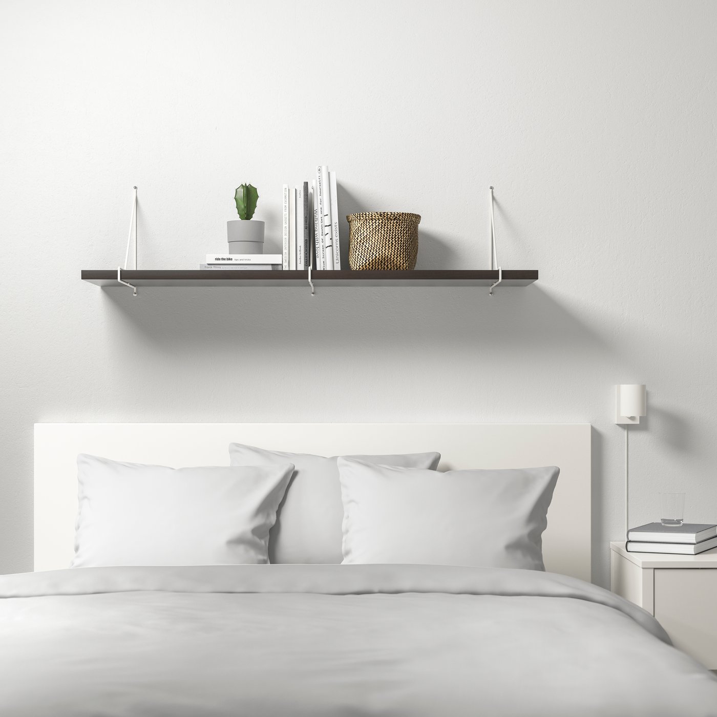 IKEA BERGSHULT / PERSHULT vägghylla, brunsvart/vit, 120x30 cm