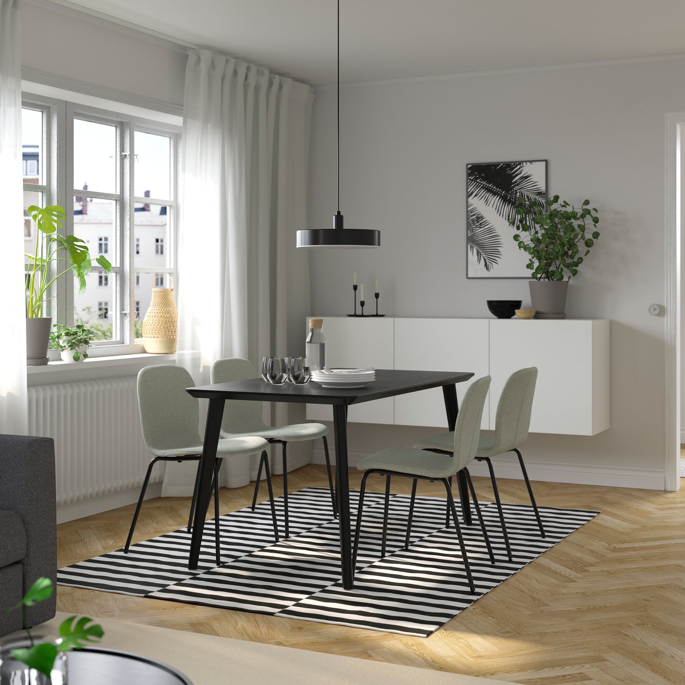 IKEA LISABO / KARLPETTER bord och 4 stolar, svart/gunnared ljusgrön svart, 140x78 cm