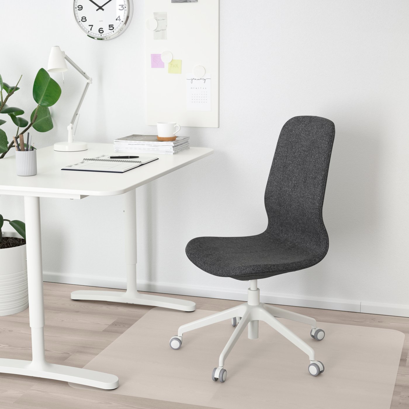 IKEA LÅNGFJÄLL konferensstol, gunnared mörkgrå/vit