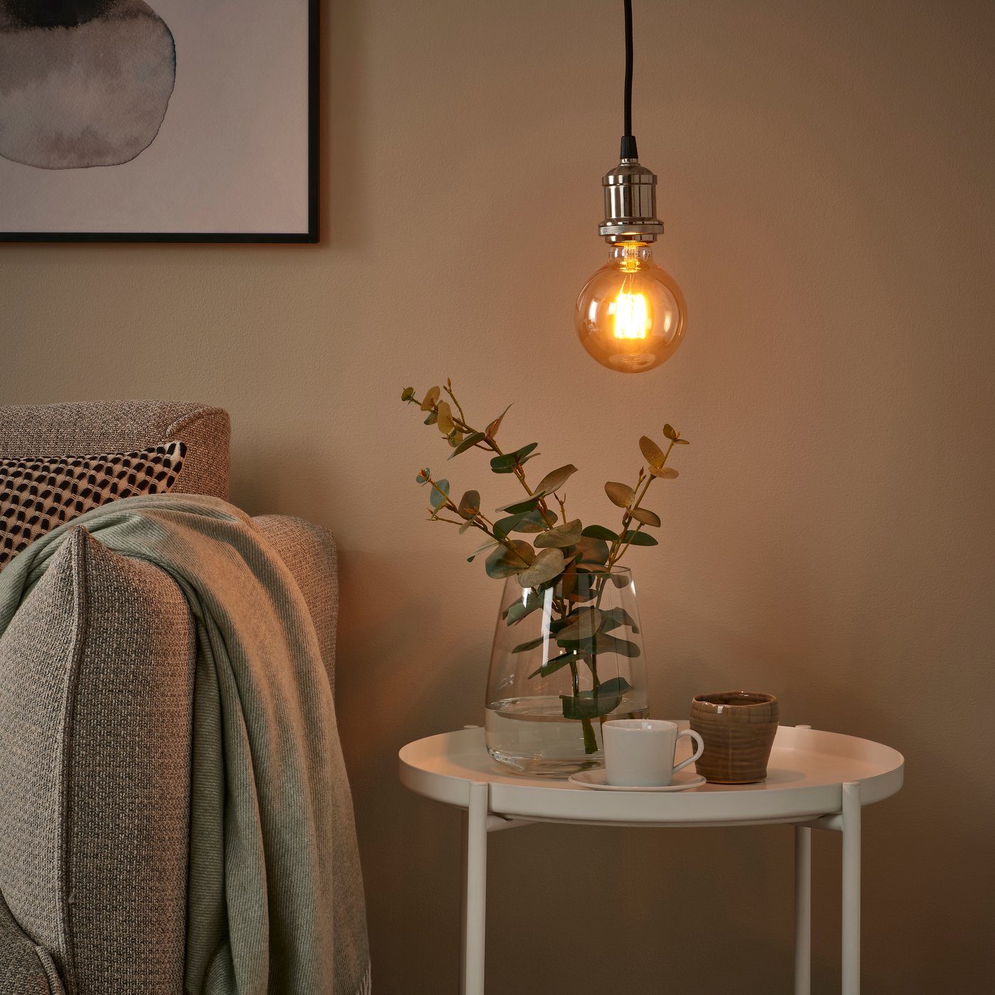 IKEA JÄLLBY / MOLNART taklampa med ljuskälla, textil förnicklad/klot brun klarglas