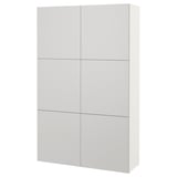En vit förvaring BESTÅ med sex dörrar, modern minimalistisk design och rena linjer. Den är rektangulär och tillverkad av spånskiva och träfiberskiva.