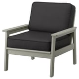 Modern utomhusstol, bondholm, grå med svarta kuddar, metallram, rektangulär form, bekväm design.