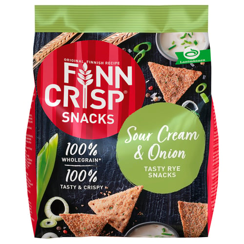 FINN CRISP påse med gräddfil och löksnacks - 100% fullkorn, gott och krispigt.