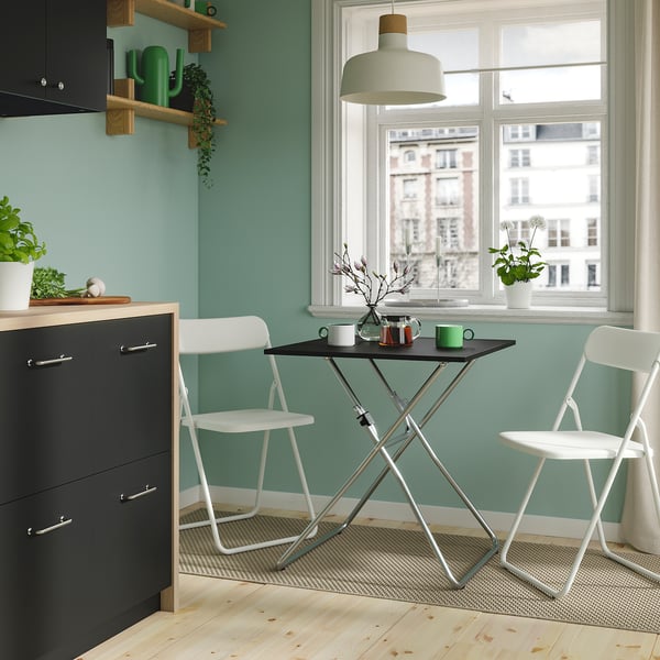GUNDE / VIHALS Bord och 2 klappstolar, hopfällbar svart/vit, 67x67 cm
