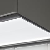 Modern köksbelysning, montering under väggskåp, jämnt belyst bänkskiva, energieffektiv led.