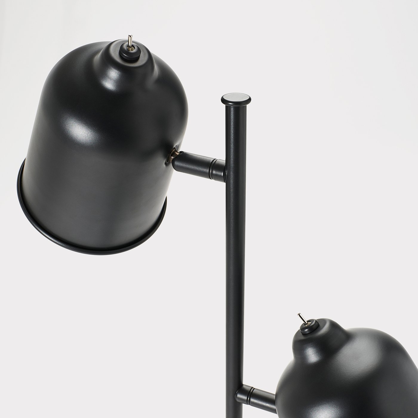 IKEA イケア　クローヴィング　フロアランプ KLÖVING golvlampa, antracit - IKEA