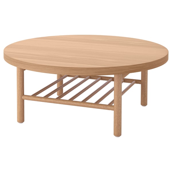 Runt soffbord i naturligt trä, ljusbrunt, ekfinish, robust 4-bent design med öppen hylla.