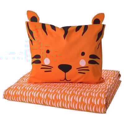Sängkläder för barn med tigertema: orange påslakan med lekfull design med tigeransikte. Tillverkad av mjuk blandning av bomull och viskos.