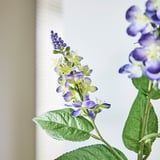 SMYCKA Konstgjord blomma, inom-/utomhus kungsljus/blå, 79 cm