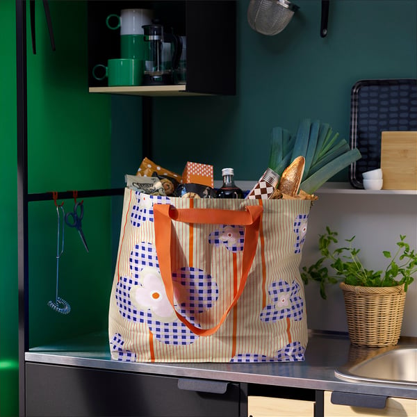 ÅBORDSÖN shopping bag with groceries on kitchen counter