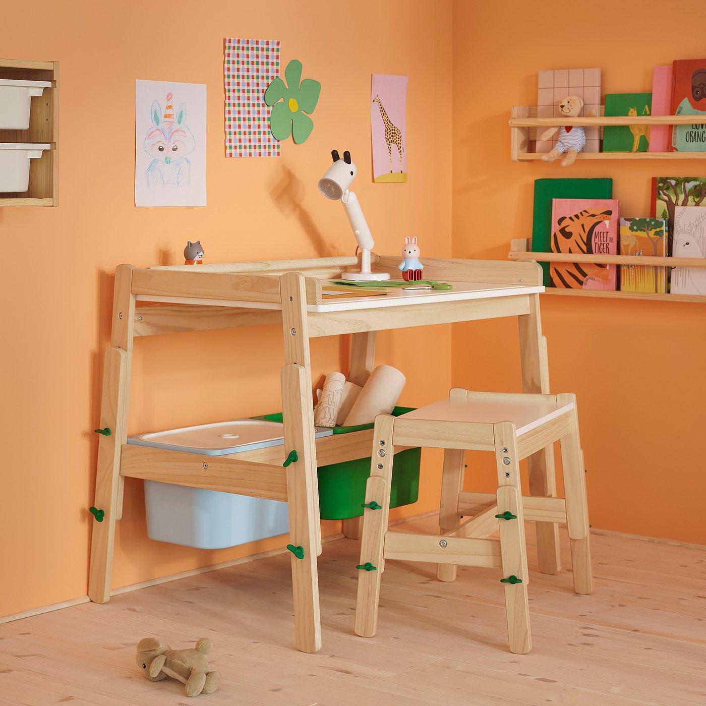 FLISAT Children's desk, height adjustable/green - IKEA