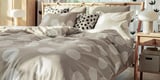KLYNNETÅG Duvet cover and 2 pillowcases, beige/white/dotted, 240x220/50x80 cm
