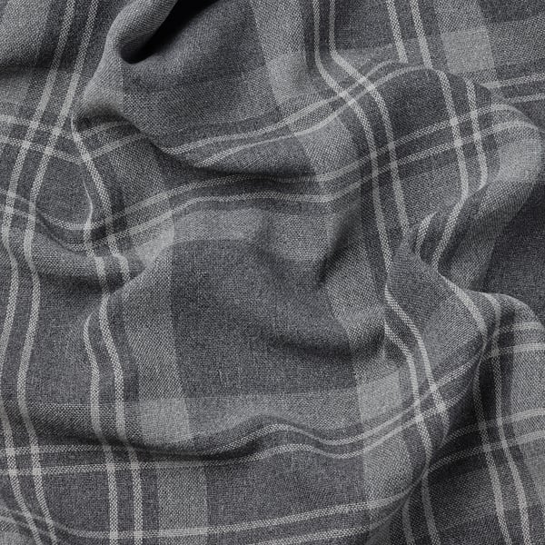 Bližnji posnetek temno sivih tartan zaves HÄGGVECKMAL, ki prikazuje fino tkanje in teksturirano tkanino.