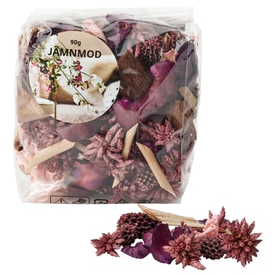Prozorna vrečka JÄMNMOD potpourri, ki vsebuje suho cvetje in lesene palice, z oznako 90g.