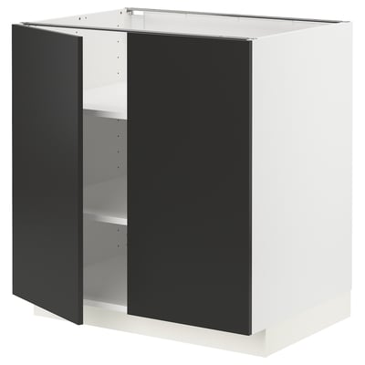 Sodobna kuhinjska enota ikea METOD v beli in črni barvi. Tanek, pravokoten dizajn z elegantnimi mat zaključki. Dvoje vrat, nastavljive police.