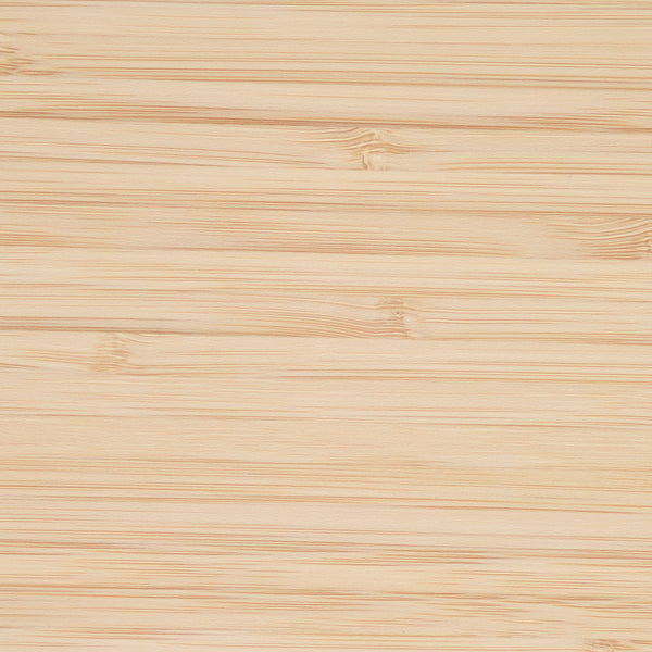 Gladka, neomadeževana bambusova škatla za robčke, ki izžareva toplo, naravno teksturo lesa.