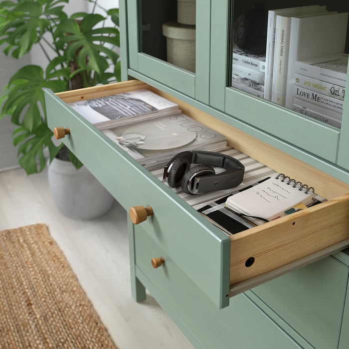 HEMNES lo Diel Dvere z suvky Sivozelen moren Svetlohned 270x197 hemnes-lo-diel-dvere-z-suvky-sivozelen-moren-svetlohned-270x197