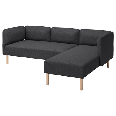 Moderná tmavosivá sekčná pohovka v tvare L, elegantné drevené nohy, rohový dizajn, pohodlná.
