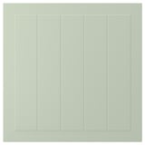 Dvierka skrinky STENSUND v zelenej farbe s drážkovanými panelmi, lakované pre jednoduché čistenie a odolnosť proti vlhkosti.