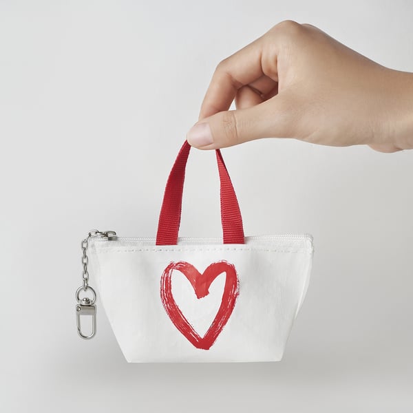 KNÖLIG Key ring, small heart pattern, 9x7 cm