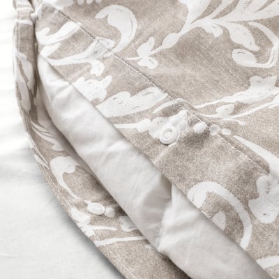 VÅRBRÄCKA Duvet cover and 4 pillowcases, beige/white, 200x200/50x80 cm