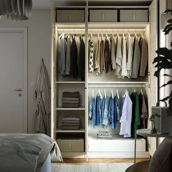 PAX พักซ์ / BERGSBO แบร์กสบู ชุดตู้เสื้อผ้า