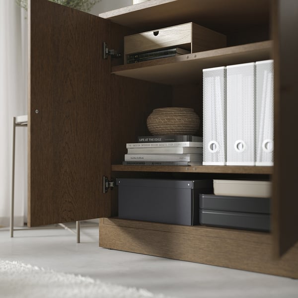 TONSTAD ทุนสตัด ตู้มีหน้าบาน, น้ำตาล วีเนียร์โอ๊คย้อมสี, 82x47x90 ซม.