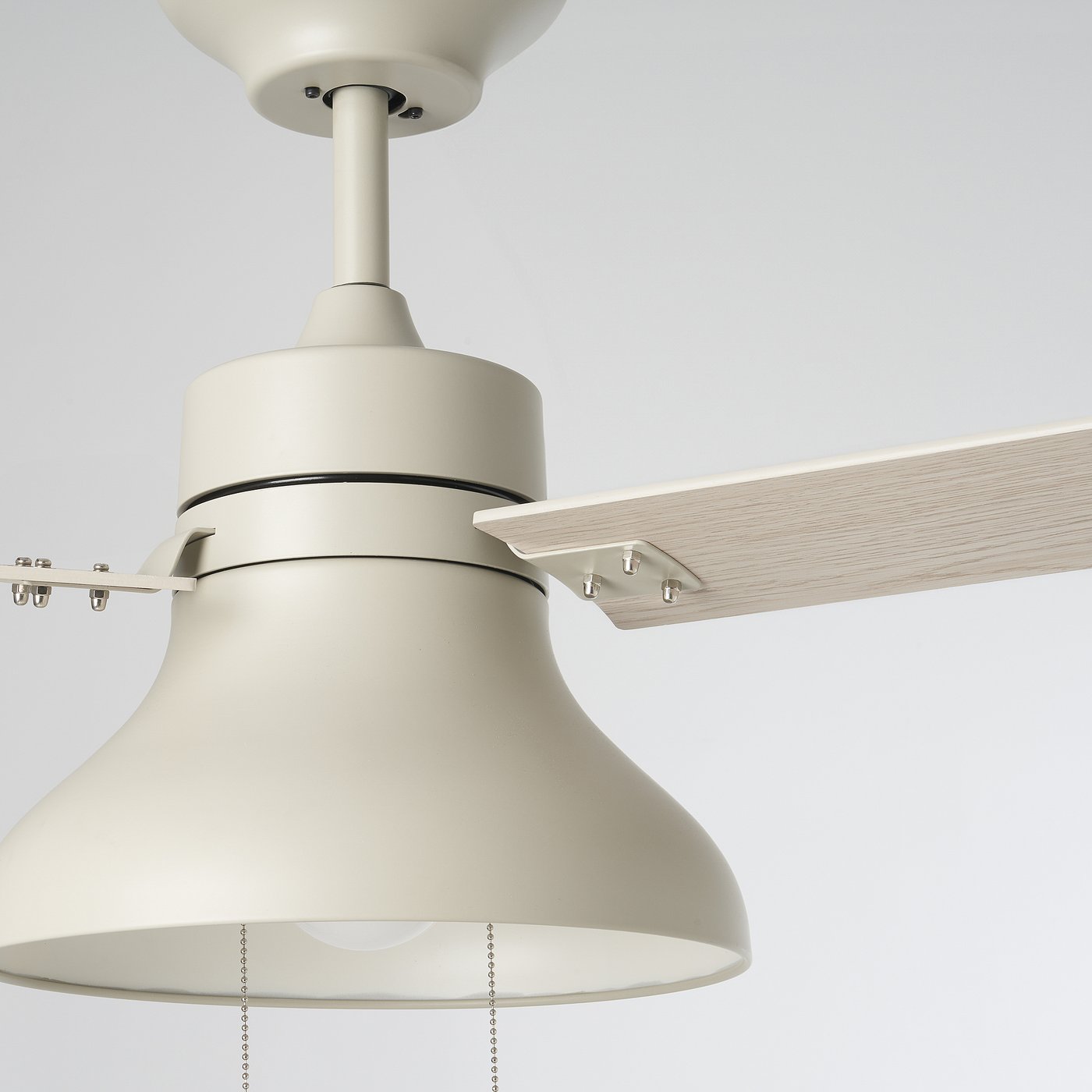 Ceiling fan with light, wood effect beige 4