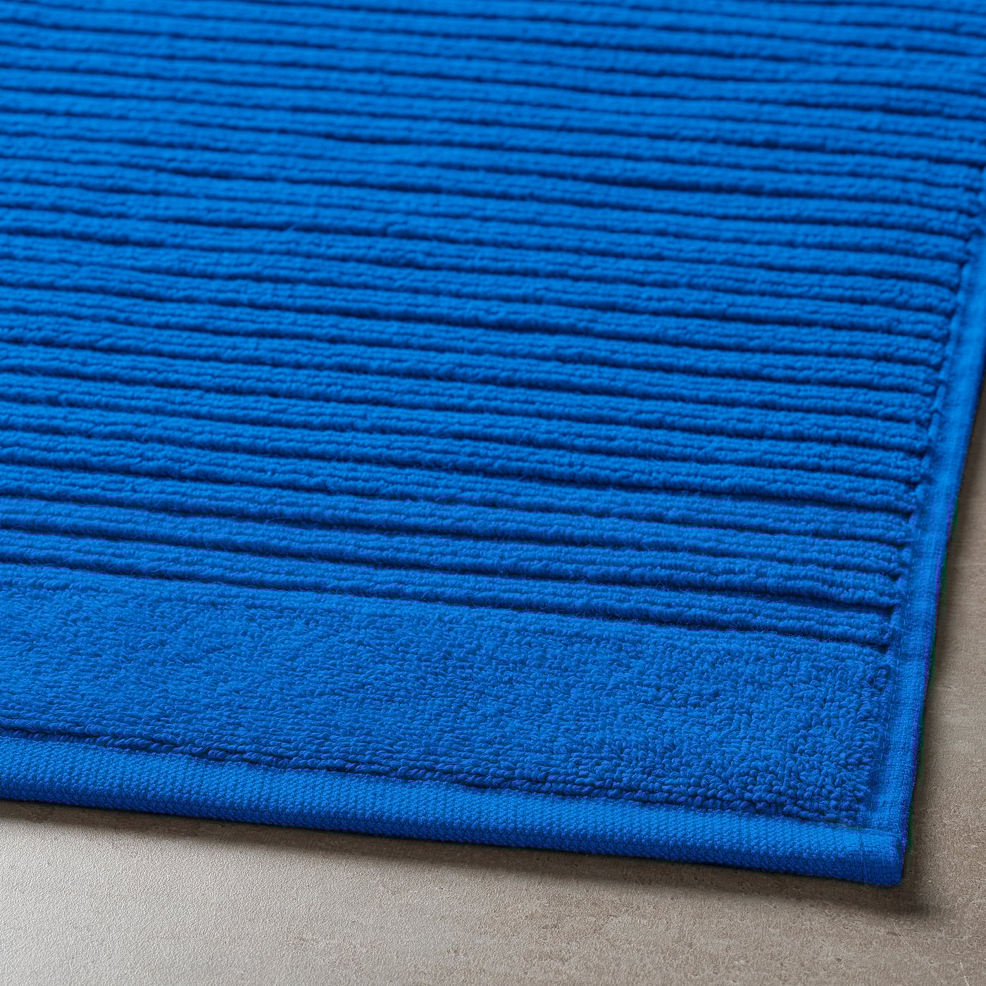 Bath mat, bright blue 2