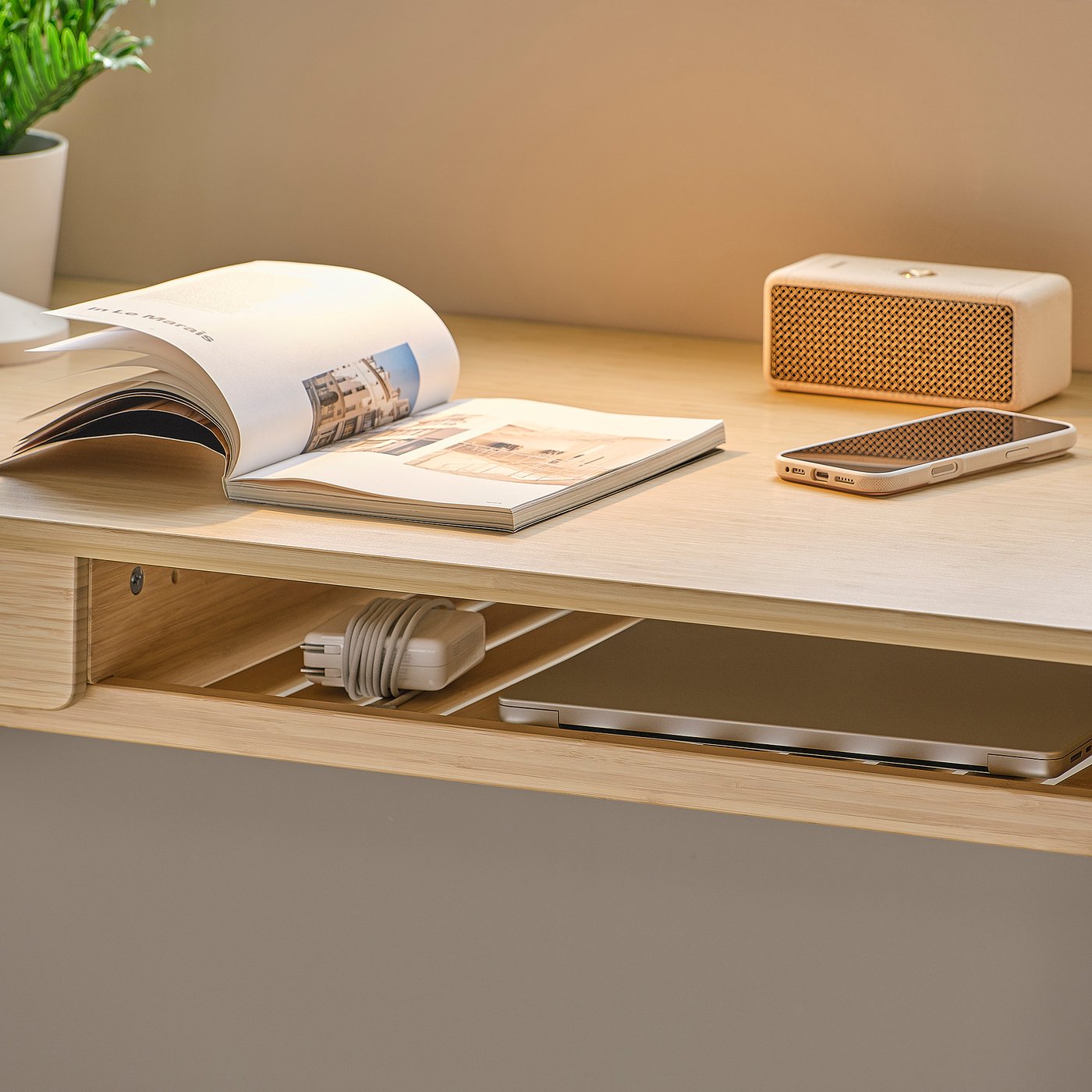 BETESHÄST / HATTEFJÄLL desk and chair, bamboo beige/white - IKEA