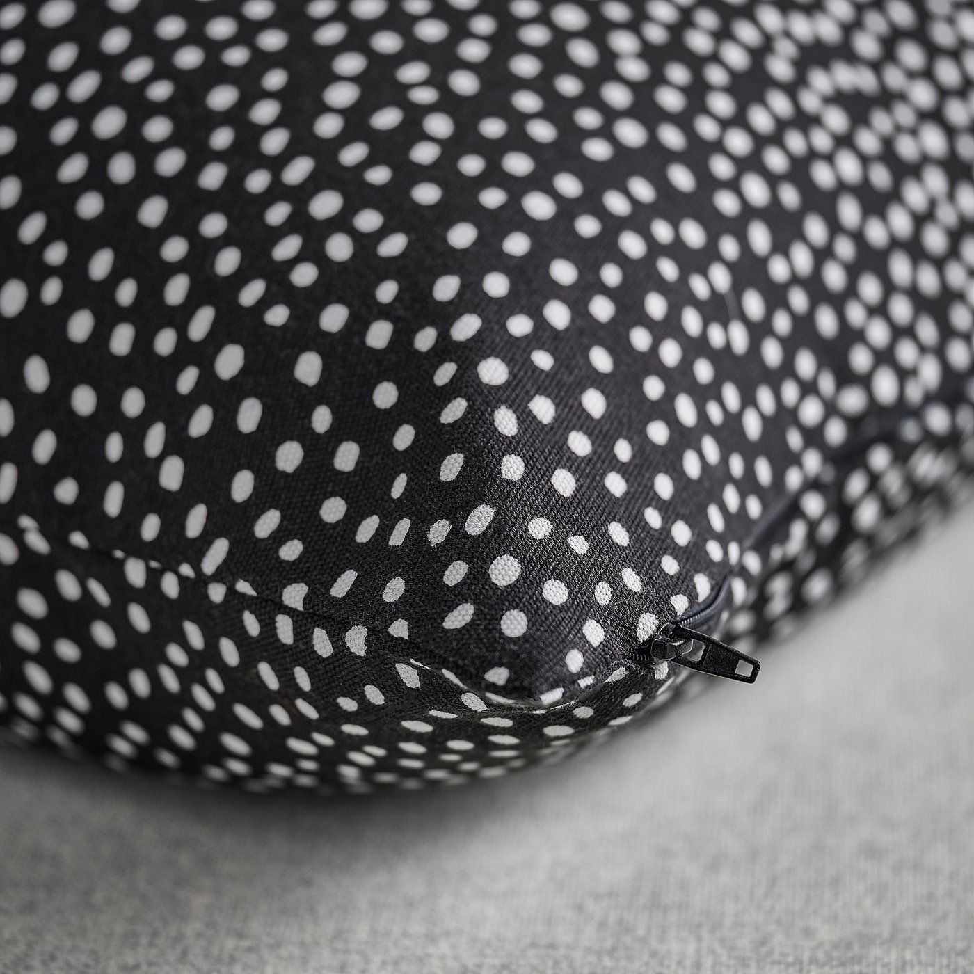 BJÖRKGRÅMAL cushion cover, black/white, 20x20