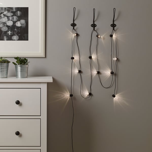 periode Medic Voornaamwoord BLÖTSNÖ LED string light with 12 lights, indoor, battery operated black -  IKEA