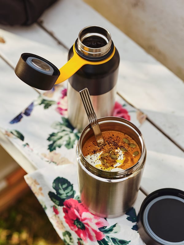 How to Use a Thermos & Keep Food Hot