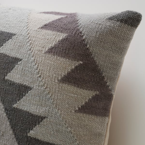 FJÄLLSKRÅP Cushion cover, handmade/gray, 26x26" IKEA