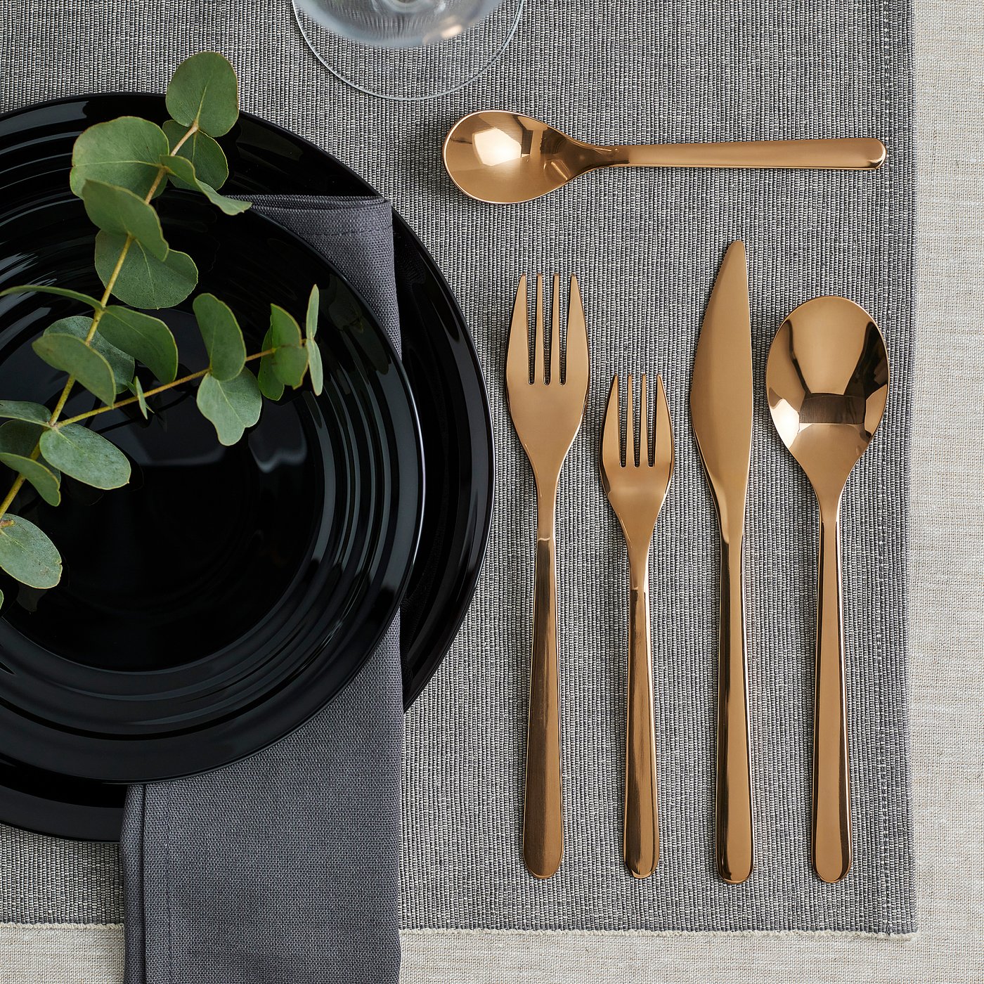 20-piece flatware set, rose-gold color 3
