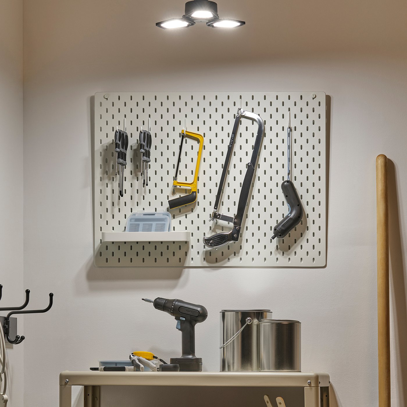 LED bulb E26 4000lm 2