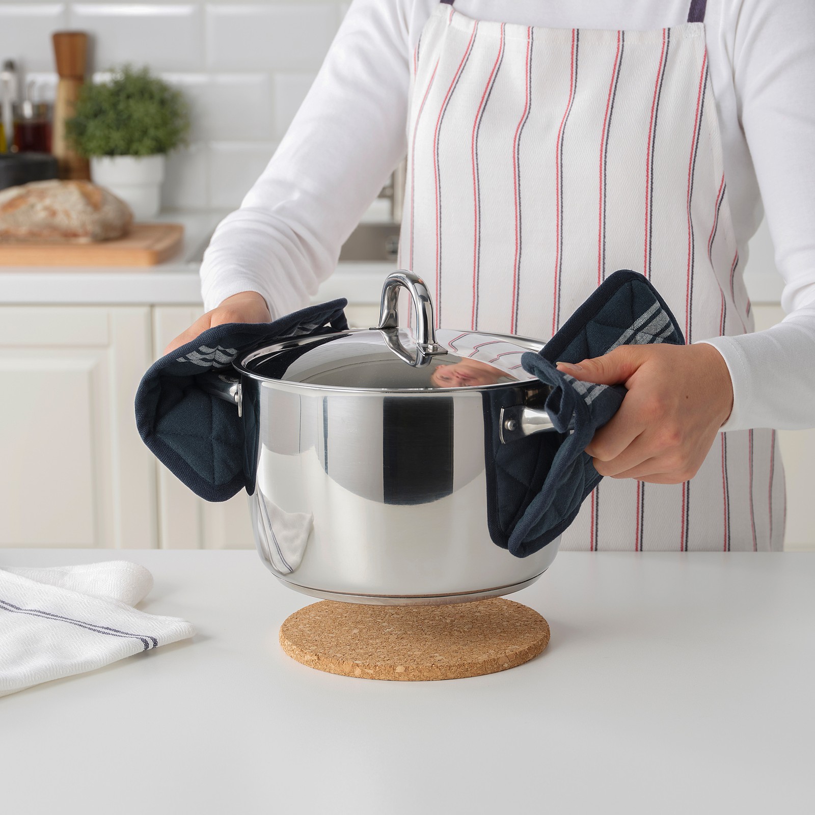 HILDEGUN Pot holder, blue, 7x7" IKEA